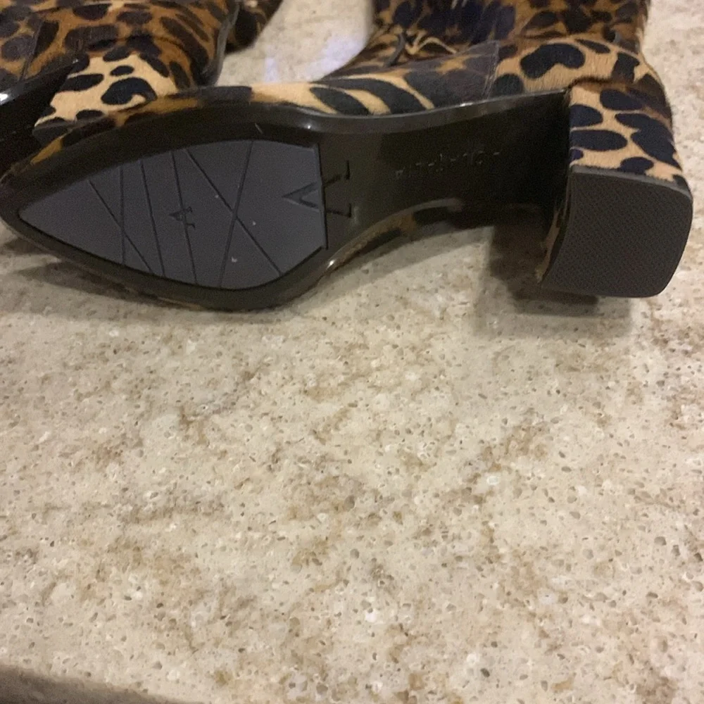 NWOT Aquatalia Patton Boots Size 10.5